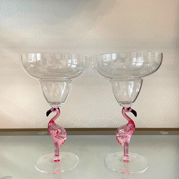 Novogratz Acrylic Pink Flamingo Pitcher & Stemmed Margarita Glass Set of 4 NEW - Picture 6 of 16